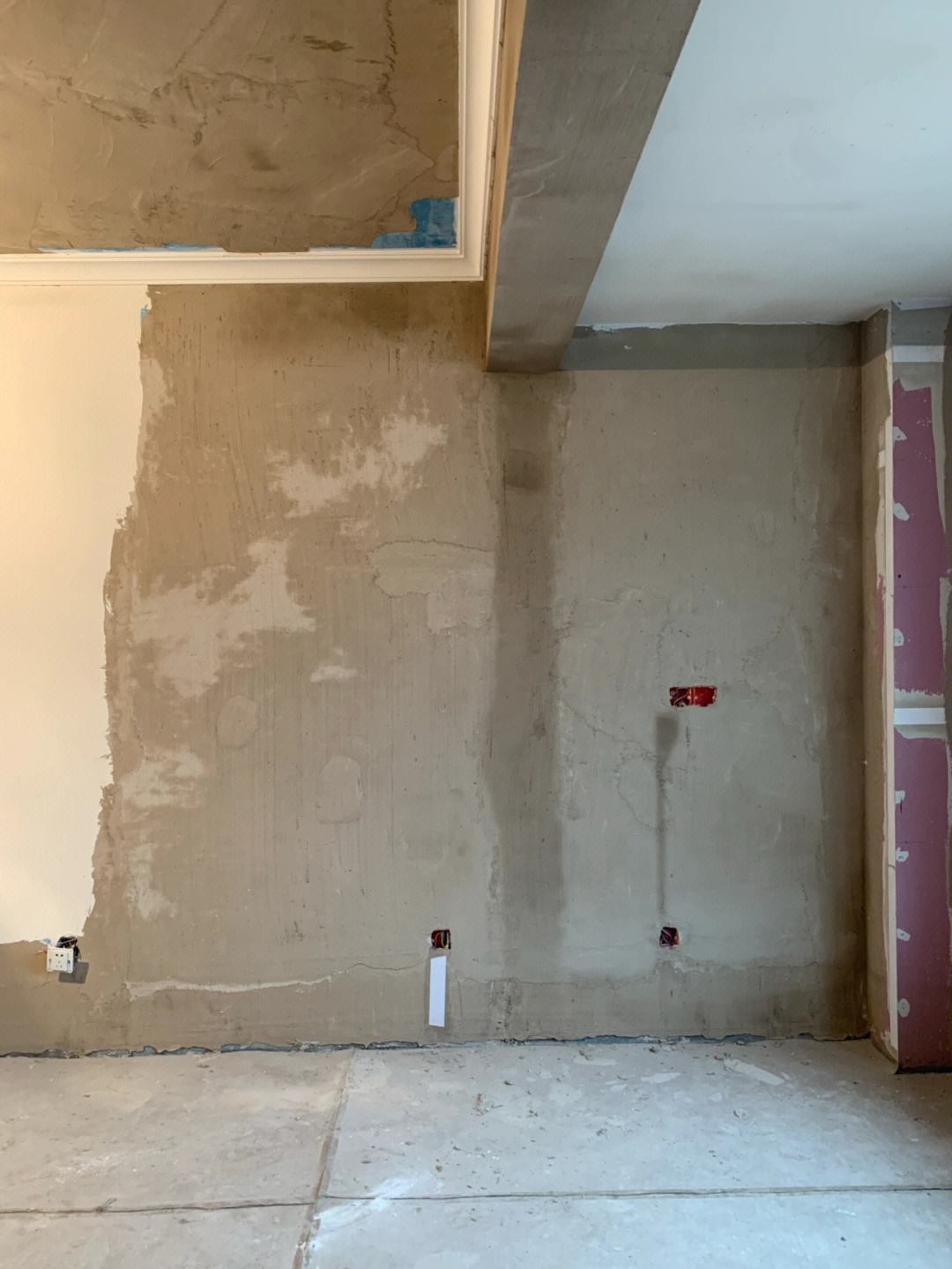 铺墙砖找平(铺砖找平怎么处理)